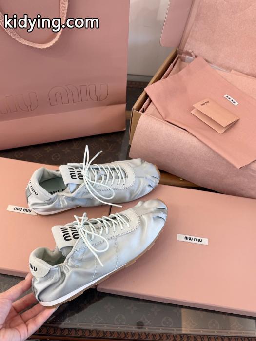 MiuMiu男女兼用らしい!人気 安心国内発送 高品質なスニーカーブランド コピー  .._0_3
