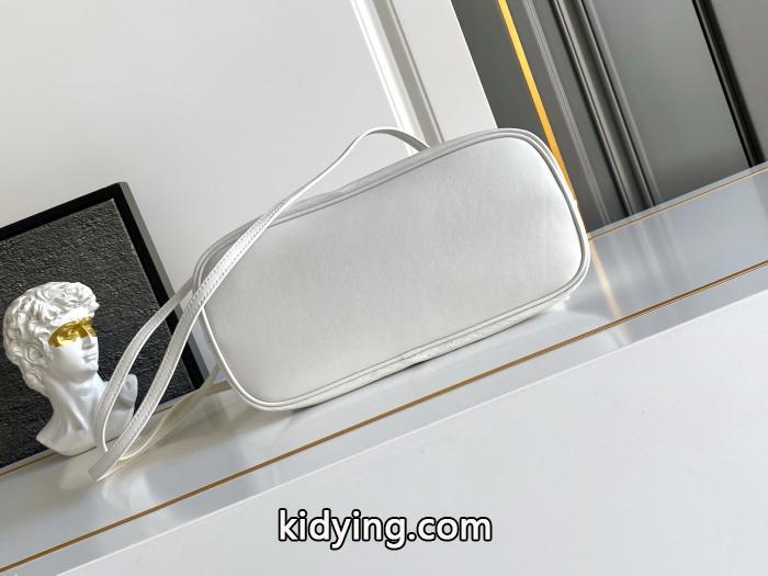 目玉商品セール 2026新作新品 人気新品★超特価★プラダブランド コピー 販売バッグ._0_3