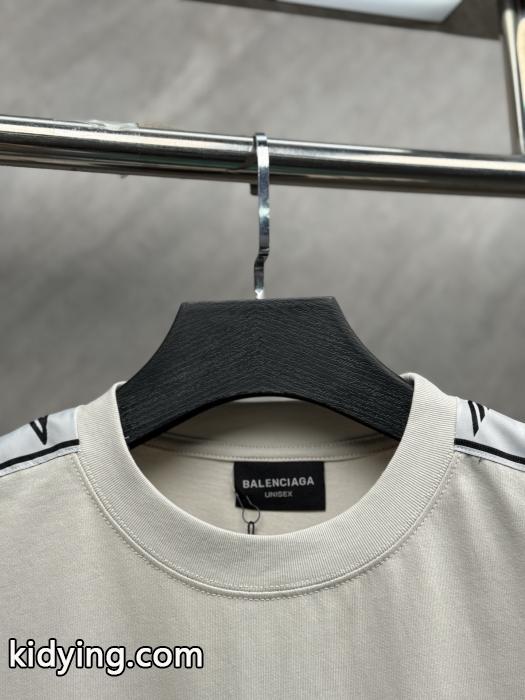 Balenciaga偽 ブランド 販売半袖短袖Ｔ26fw カジュアルコーデオシャレ 発表の新作モデル._0_2