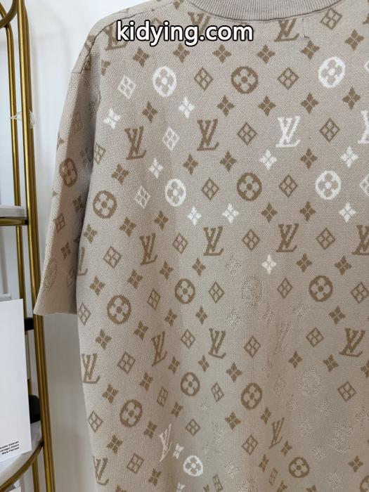 レア色入荷 高級感の漂う逸品 超カッコイイLOUIS VUITTONスーパー コピー 安心半袖短袖._0_4