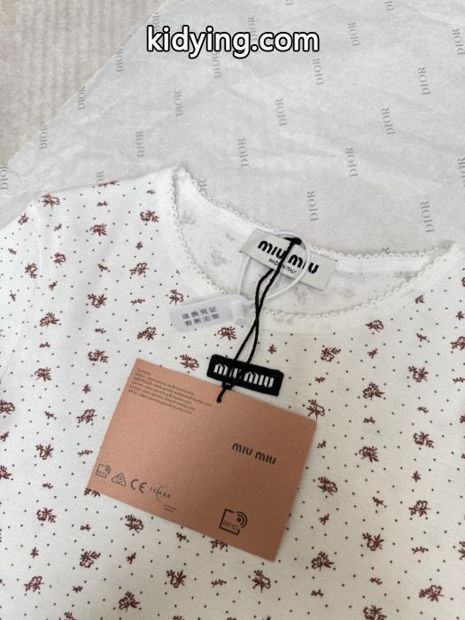 人気アイテム多数 最高な材料 海外先行発売！MiuMiu偽 ブランド 購入シャツ.._0_5