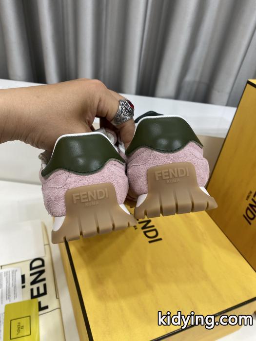 シンプルなデザイン 新作アイテムが今年流 お得260%新品&nbsp;&nbsp;&nbsp;&nbsp;FENDI激安 通販 ブランド.._0_5