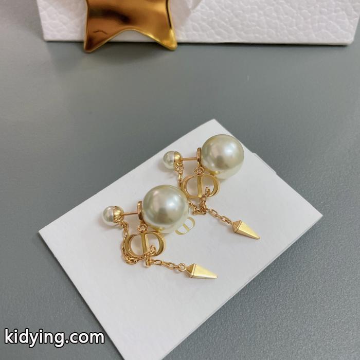 アクセサリー偽物 ブランド 販売短期セール 素材感を引き出せるアイテム お買い得新品DIOR._0_1