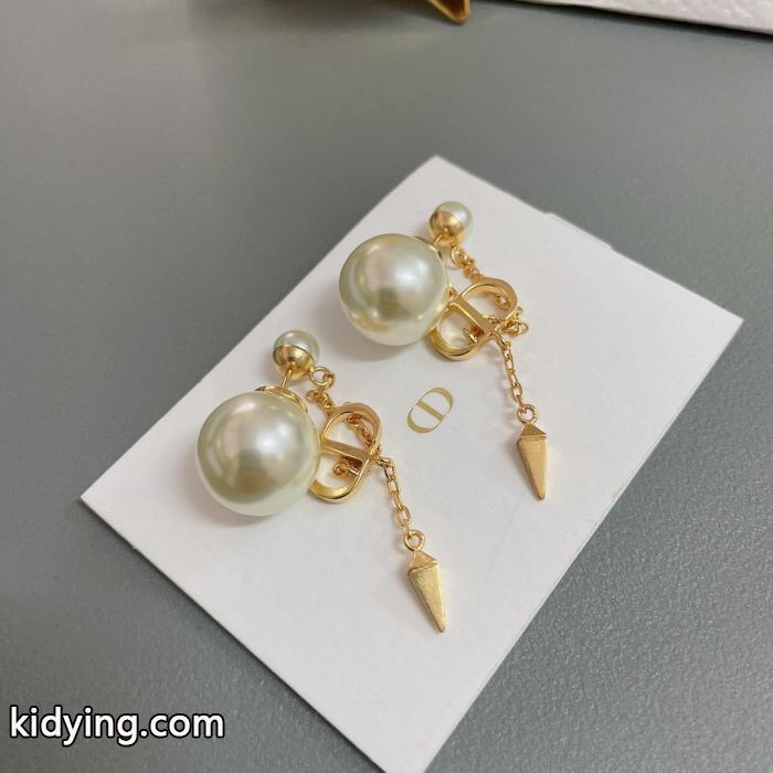 アクセサリー偽物 ブランド 販売短期セール 素材感を引き出せるアイテム お買い得新品DIOR._0_5