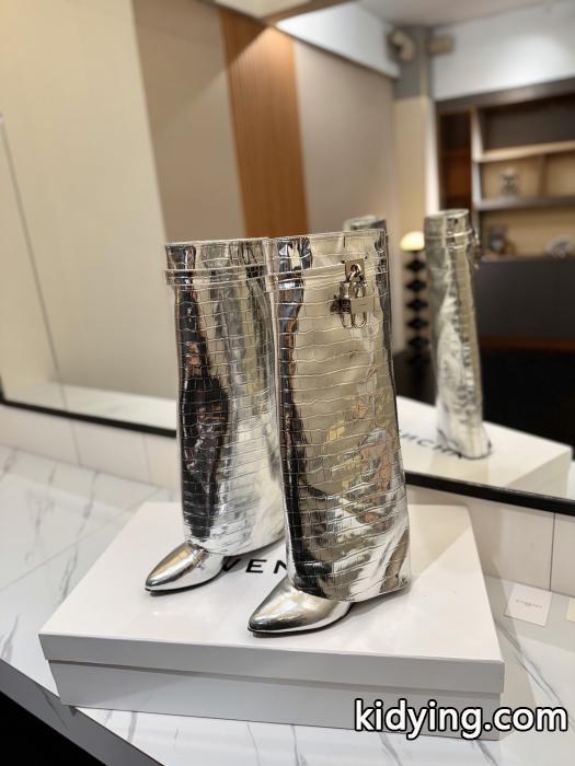 GIVENCHY&nbsp;&nbsp;&nbsp;&nbsp;シンプルなファッションの一枚 大好評アイテム キュートな印象ブランド 偽物 激安.._0_1
