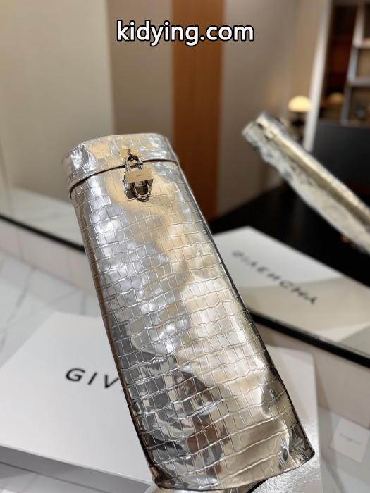 GIVENCHY&nbsp;&nbsp;&nbsp;&nbsp;シンプルなファッションの一枚 大好評アイテム キュートな印象ブランド 偽物 激安.._0_4