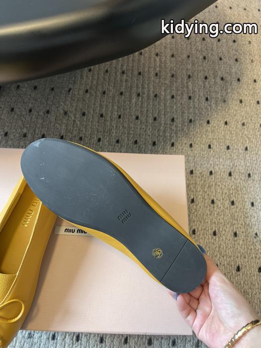 パンプス今季トレンドの限定アイテム 男女通用 普段使いMiuMiu激安 ブランド 通販.._0_4