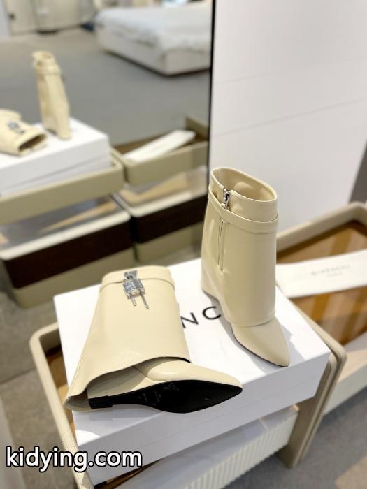 GIVENCHYコピー 商品 ブランド普段使いにぴったりのデザイン 上品見え 数量限定&nbsp;&nbsp;&nbsp;&nbsp;.._0_2