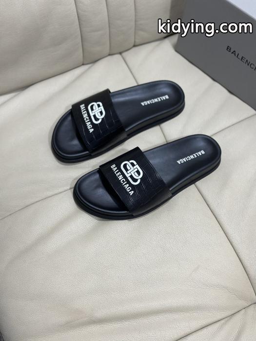 スリッパ偽物 ブランド 販売コスパ最高のプライス 発売極限状態！ 気分に合わせてBalenciaga._0_1