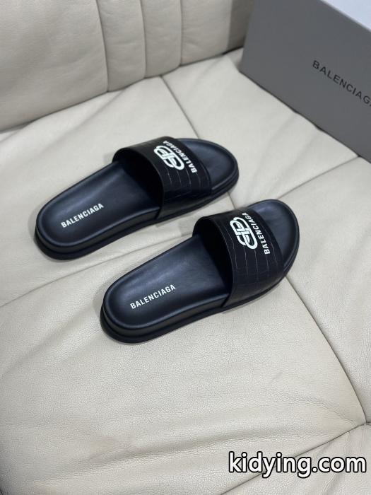 スリッパ偽物 ブランド 販売コスパ最高のプライス 発売極限状態！ 気分に合わせてBalenciaga._0_2