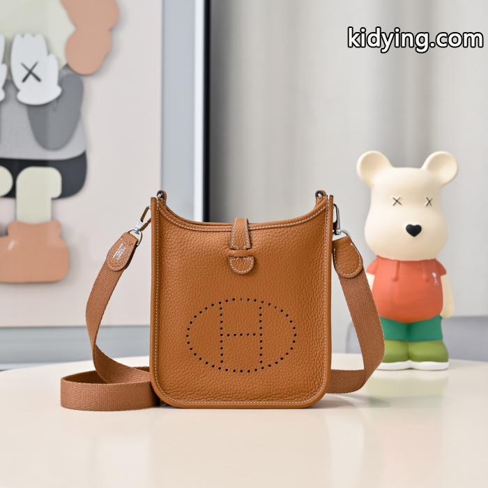バッグオシャレだけど疲れない ソフトな素材を使用 シックな色合いHERMESコピー ブランド 販売._0_0