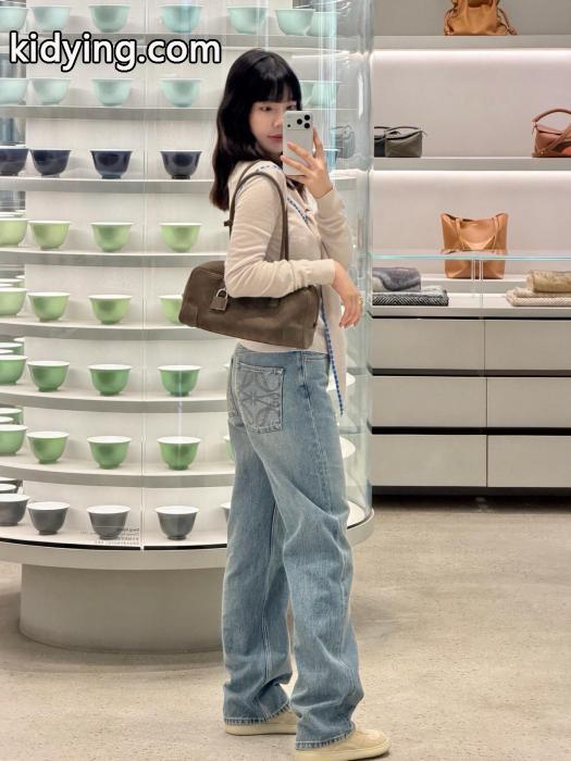 雑誌にも人気掲載アイテム 大変人気 最安値激しい争奪戦ロエベズボンブランド コピー 専門.._1_5