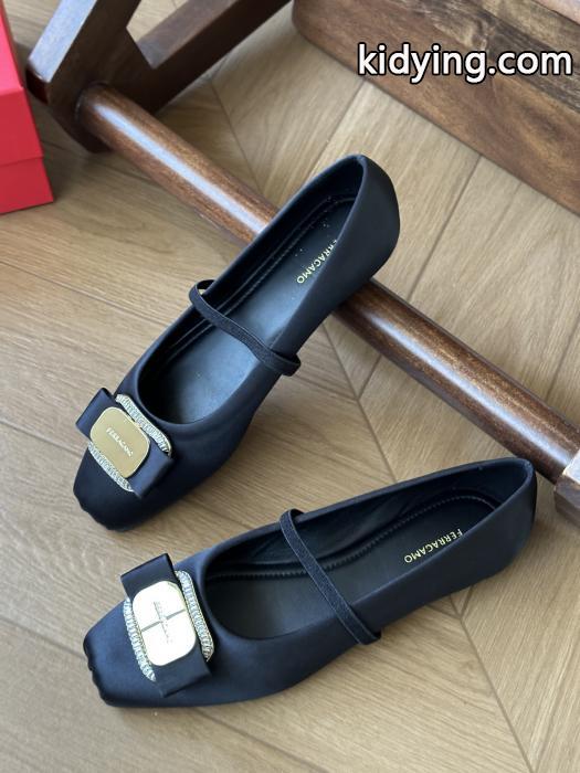 FERRAGAMOブランド コピー s 級大人可愛い主役アイテム：只限用于女人的衣服 おしゃれ感度が高い春夏トレンド 品良くおしゃれ&nbsp;&nbsp;&nbsp;&nbsp;.._0_1