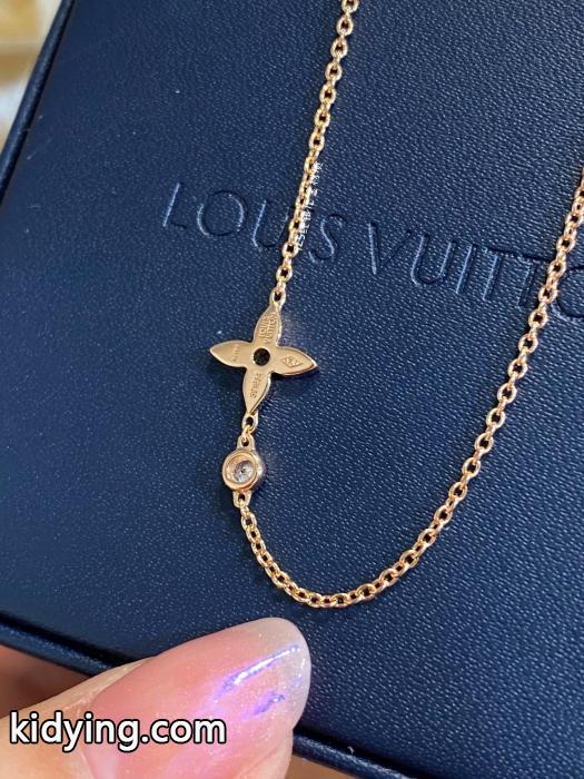 新品限定セール プレゼントにも 夏のカジュアルコーデに欠かせないアクセサリーLOUIS VUITTONスーパー コピー 通販._0_3
