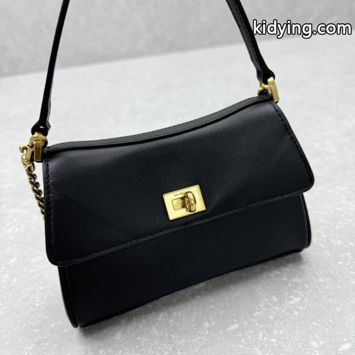 Balenciagaコピー 品 ブランド2026トレンド感満載なアイテム 甘い風 最新アイテムバック._0_4