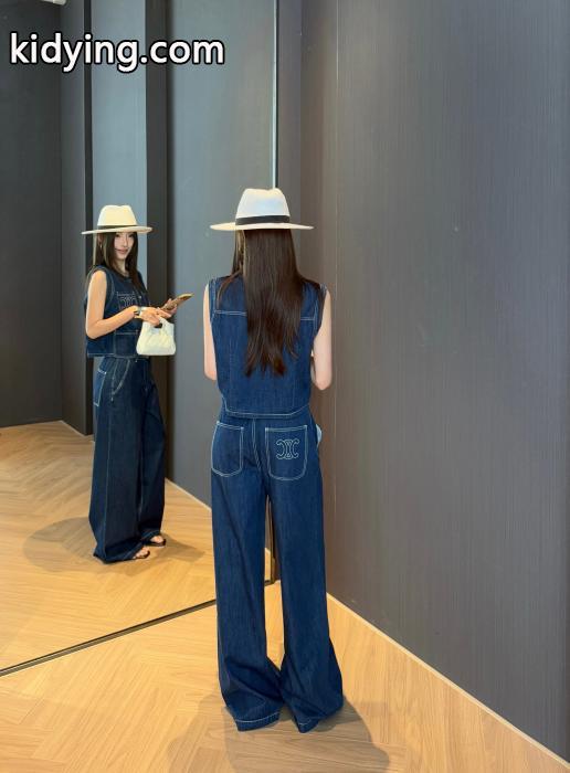 スーパー コピー ブランド 専門店愛らしさ抜群！  オシャレだけど疲れない 新作限定セールセットCELINE._0_4