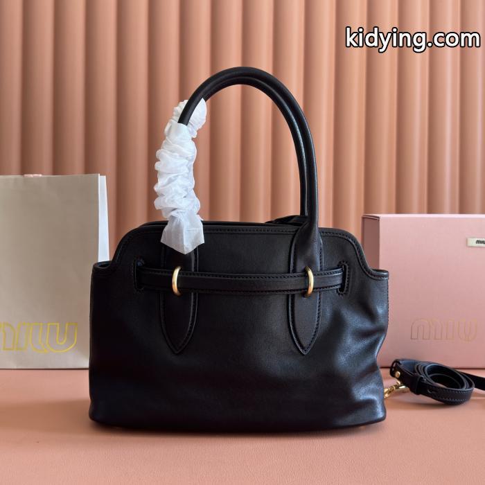 今シーズンのトレンドアイテム 個性派  在庫確保済MIUMIUバッグブランド コピー 通販.._0_1