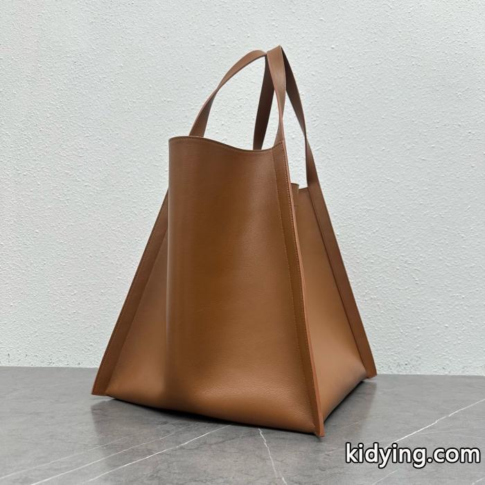 バッグブランド コピー 通販オシャレな印象に デザイン性の高い 心地よいCELINE._0_1