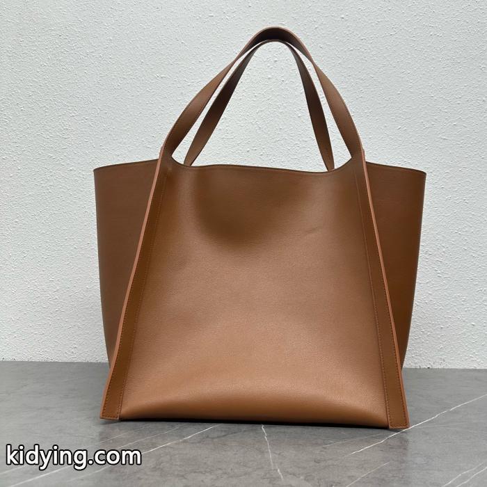 バッグブランド コピー 通販オシャレな印象に デザイン性の高い 心地よいCELINE._0_2