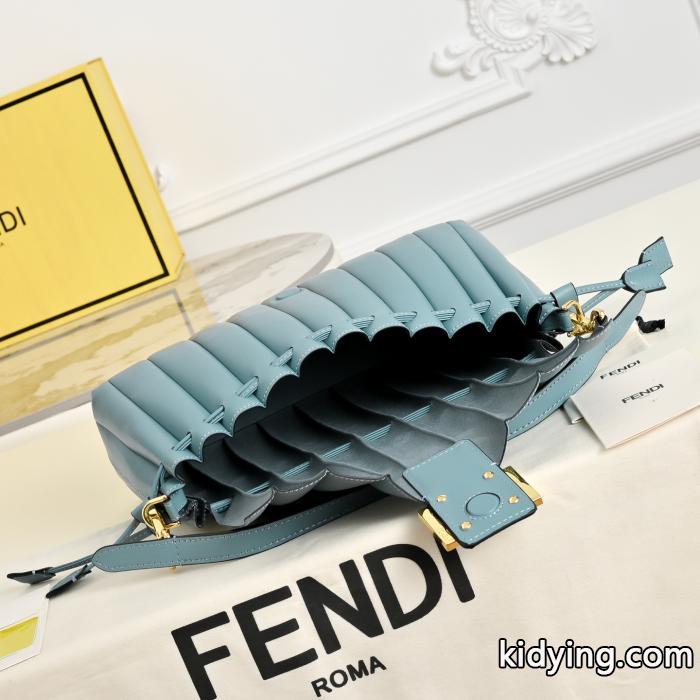 スーパー コピー メンズバッグFENDIおしゃれな人気 今季爆発的な人気定番商品 着心地の良い.._0_5