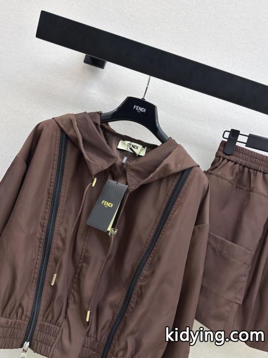 FENDIブランド コピー 販売クリスマス人気商品 話題となる人気品 モード感の高いセット.._0_3
