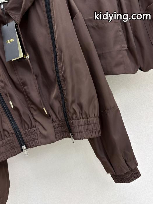 FENDIブランド コピー 販売クリスマス人気商品 話題となる人気品 モード感の高いセット.._0_4
