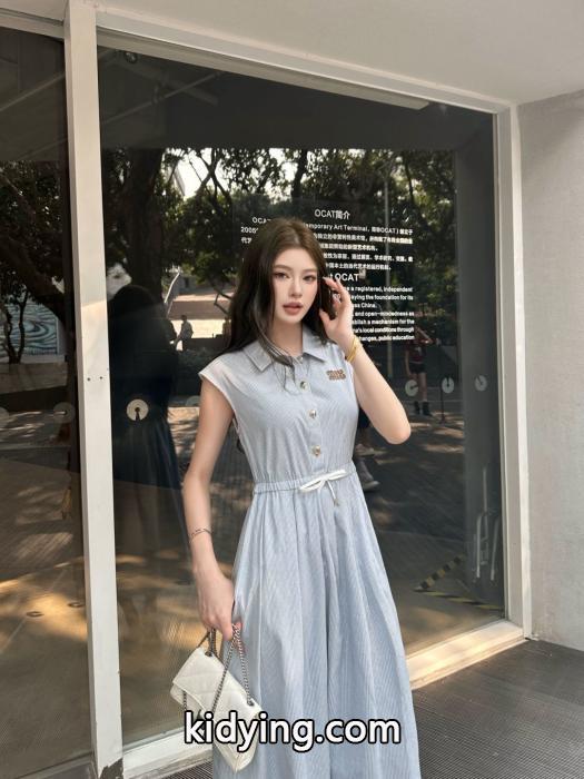 MiuMiuスーパー コピー ブランド 通販今っぽいスタイルに決まる セレブも多数愛用 売れ筋！ワンンピース._0_1