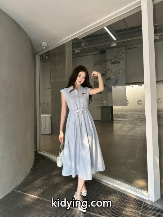 MiuMiuスーパー コピー ブランド 通販今っぽいスタイルに決まる セレブも多数愛用 売れ筋！ワンンピース._0_2