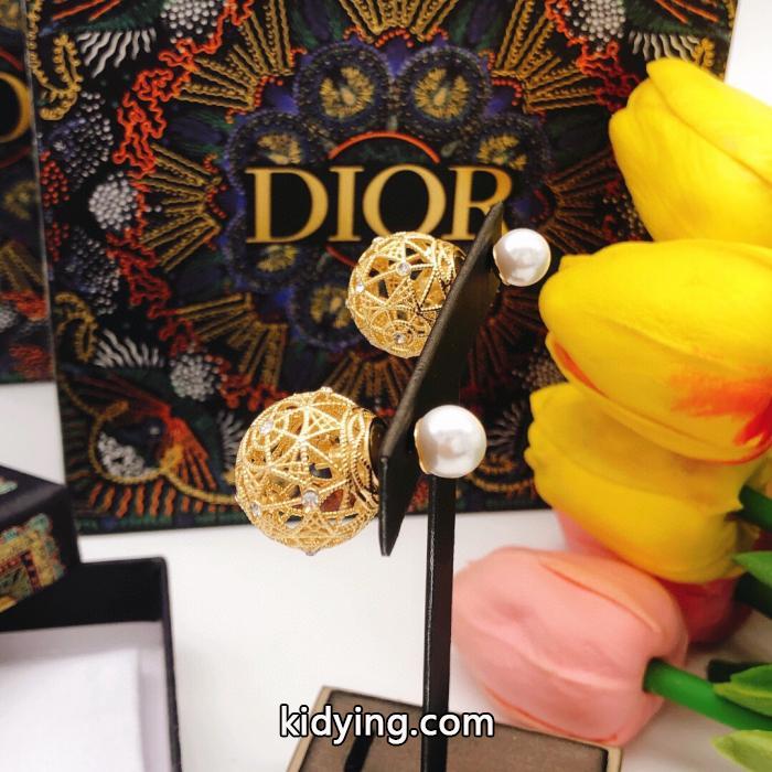 アクセサリーブランド コピー 通販オシャレな印象に デザイン性の高い 心地よいDIOR._0_2