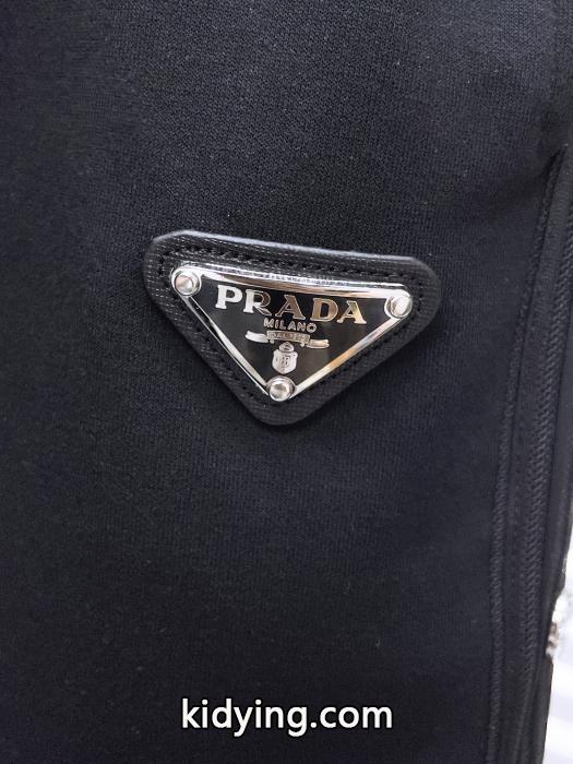 PRADA現在流行中のおすすめ人気 定番人気のモデル お出かけスタイル&nbsp;&nbsp;&nbsp;&nbsp;パンツコピー 品 ブランド._0_3