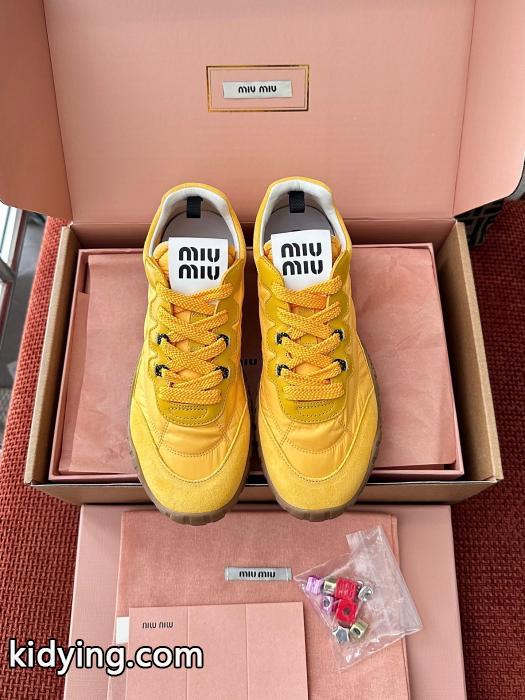 スニーカーMiuMiu少数入荷 海外セレブ愛用 手頃価格でオシャレ激安 通販 専門店.._0_0
