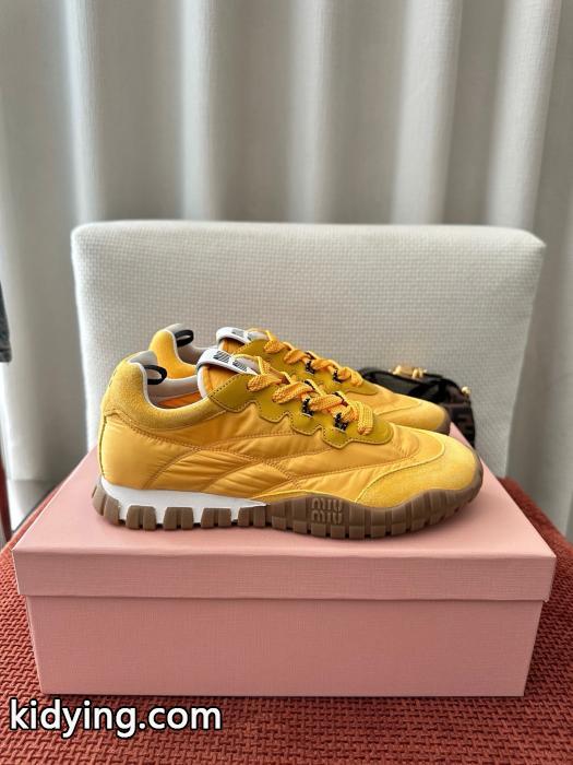 スニーカーMiuMiu少数入荷 海外セレブ愛用 手頃価格でオシャレ激安 通販 専門店.._0_2