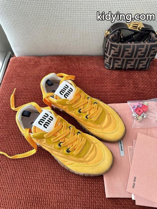 スニーカーMiuMiu少数入荷 海外セレブ愛用 手頃価格でオシャレ激安 通販 専門店.._0_3