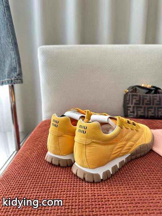スニーカーMiuMiu少数入荷 海外セレブ愛用 手頃価格でオシャレ激安 通販 専門店.._0_5