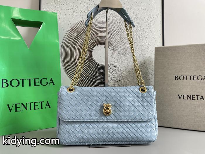夏のいいのアイテム 視線を集めて 人気注目のアイテムバッグブランド コピー 通販Bottega Veneta.._0_0