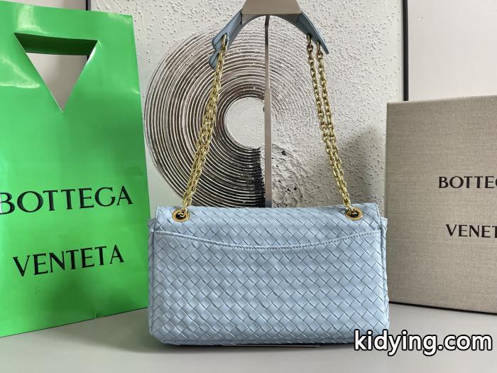 夏のいいのアイテム 視線を集めて 人気注目のアイテムバッグブランド コピー 通販Bottega Veneta.._0_2