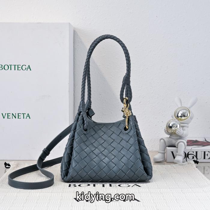 Bottega Venetaクリスマスプレゼントにも デザイン性の高い 2026新作登場スーパー コピー ブランド 通販バッグ.._0_0
