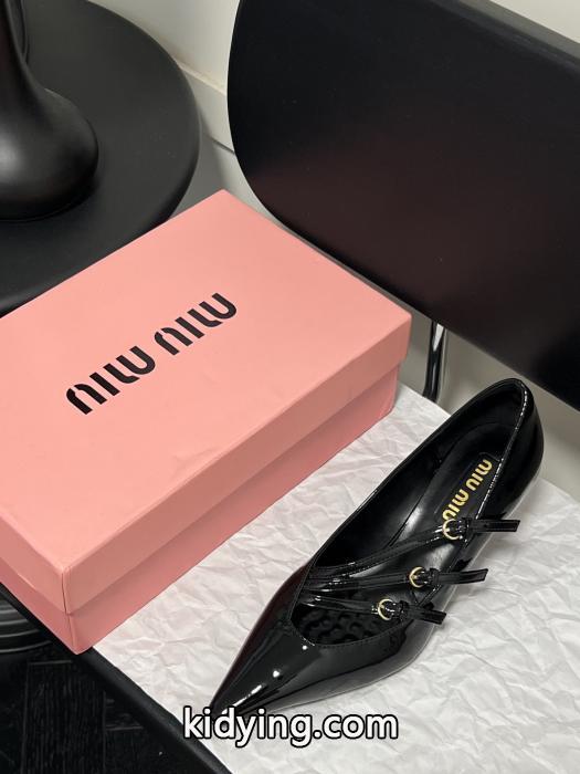 2026年夏最新作 人気いっぱい 激レア商品&nbsp;&nbsp;&nbsp;&nbsp;パンプスブランド 品 スーパー コピーMiuMiu._0_2