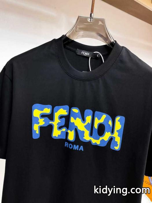 オフィスにも 高評価アイテム 大人の品漂う半袖Tコピー ブランド 販売FENDI._0_2
