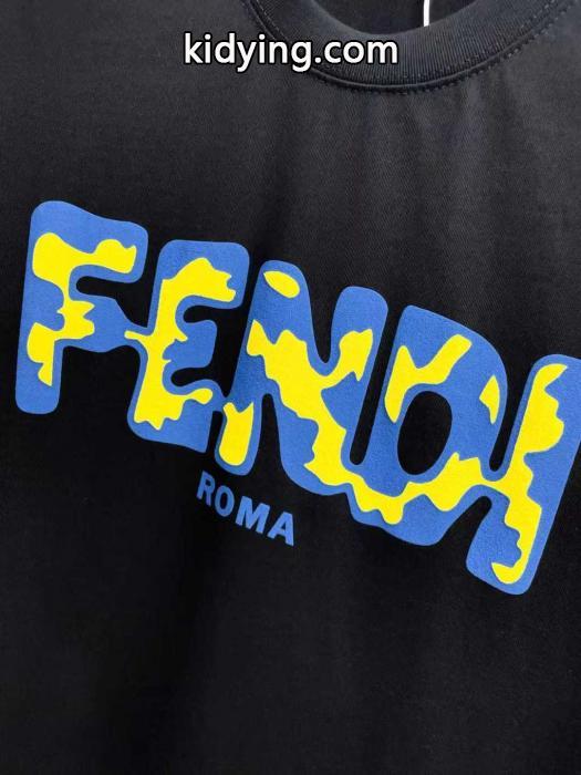 オフィスにも 高評価アイテム 大人の品漂う半袖Tコピー ブランド 販売FENDI._0_3