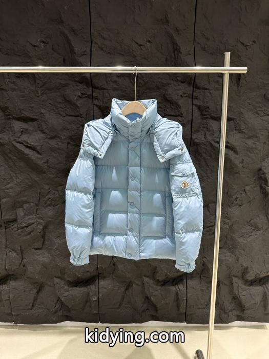 MONCLER偽 ブランド 購入&nbsp;&nbsp;驚き価格!! 今季大人気のデザイン 圧倒的人気アイテム.._0_0