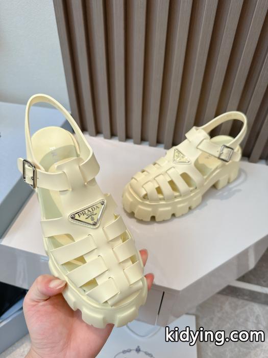 定番人気のモデル 人気商品2026 エレガントな大人顔ブランド フェイクPRADA&nbsp;サンダル._0_4