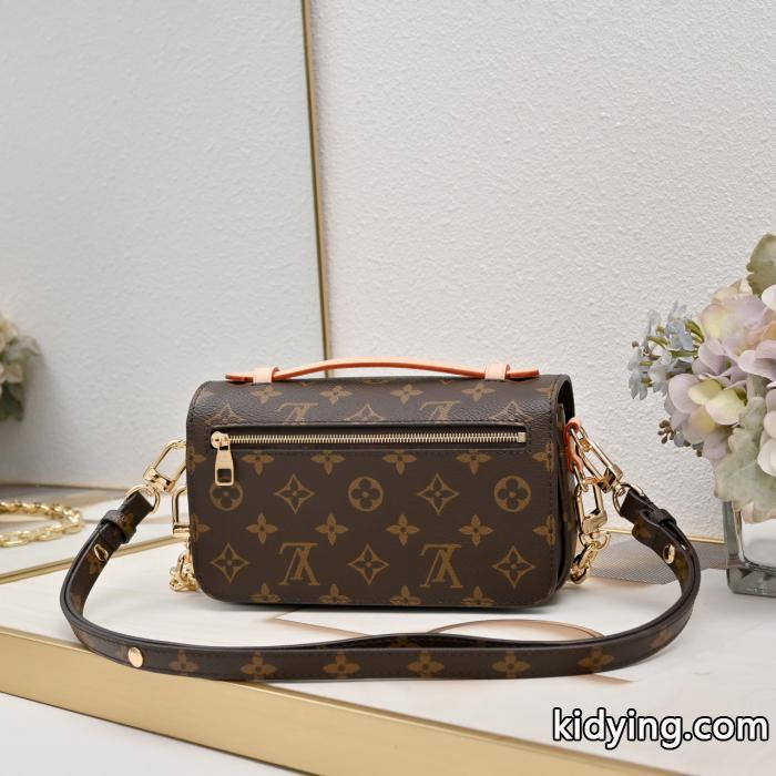 使い勝手の良い ロゴが素敵 在庫確保済ブランド レプリカLOUIS VUITTONバック._0_2