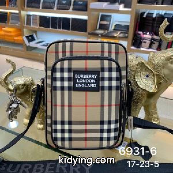 安心安全人気通販 バーバリー BURBERRY ストリート系に大人気 リュック 20新作です_バーバリー メンズバッグ_バッグ メンズ_スーパーコピーブランド激安通販 専門店-0