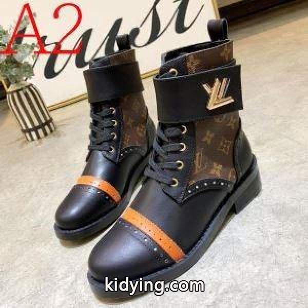 秋冬っぽいスタイルを作り出す ルイ ヴィトン 2色可選 LOUIS VUITTON この秋におしゃれでかわいい着こなし レザーブーツ 冬のお洒落を楽しむ_ルイ ヴィトン LOUIS VUITTON_ブランド コピー 激安(日本最大級)-1