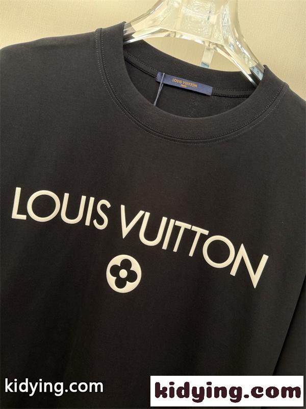 モードミニマル ワンポイントデザイン 着回し力高め LOUIS VUITTON ルイヴィトン コピー 半袖Tシャツ スポットライト級-7