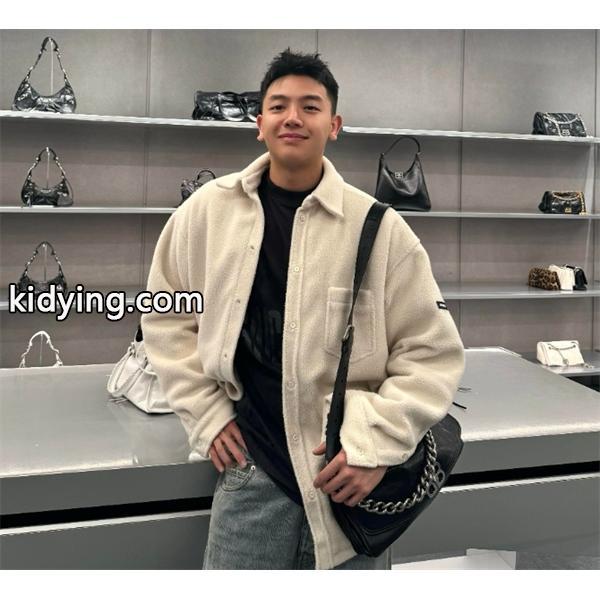 BALENCIAGA バレンシアガジャケットコピー大絶賛の履き心地!ブランド コピー 激安(日本最大級)-0