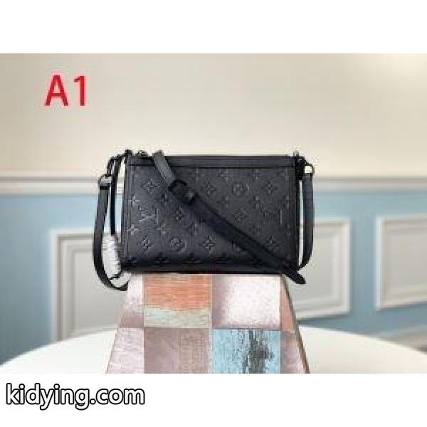 3色可選 斜め掛けバッグ ルイ ヴィトン LOUIS VUITTON 2019秋冬の必需品 秋冬にきちんと感も漂うはスタイリング_ルイ ヴィトン LOUIS VUITTON_ブランド コピー 激安(日本最大級)-0
