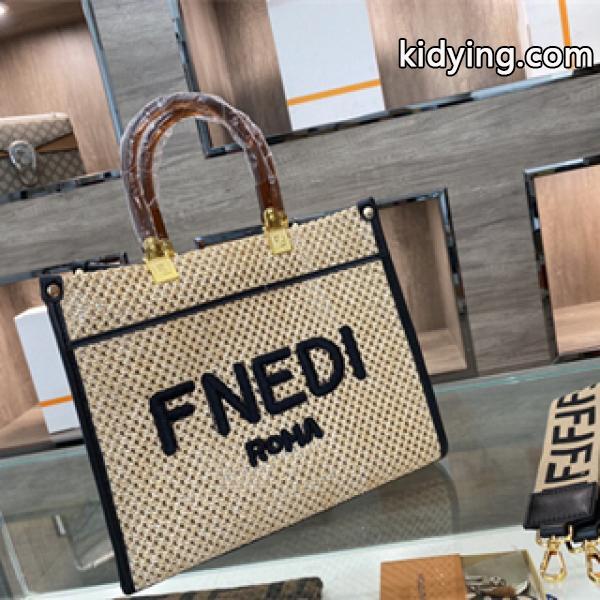 FENDI フェンディ バッグ コピー peekaboo x-Tote レディース 幅広いシーンで着用でき 耐久性があり-0