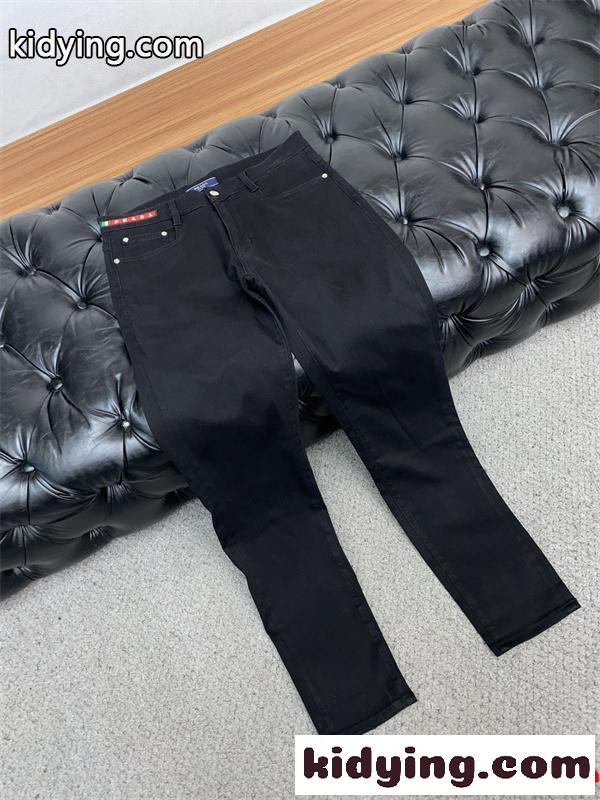 ソフトタッチ 裏起毛 PRADA プラダ コピー スウェットパンツ 快適着用感-5